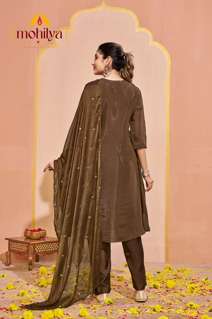 Mohilya Premium Designer Embroidered kurta set for Women+2